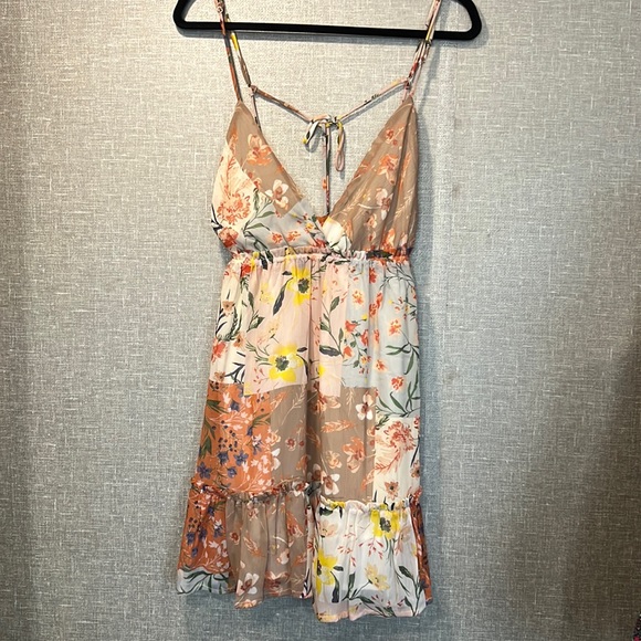 Floral Dress NWOT - Picture 5 of 10